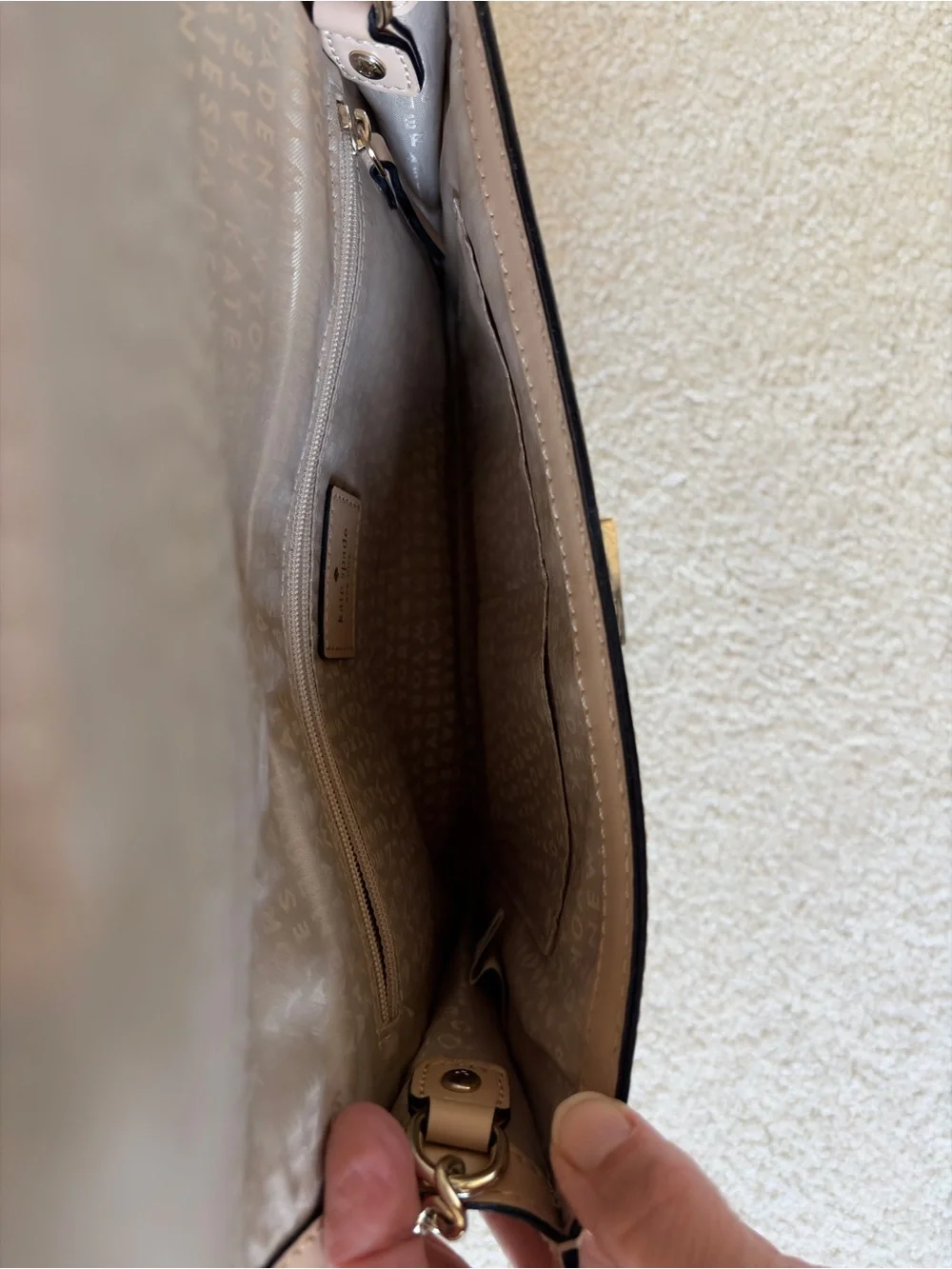 Kate Spade Nude Tan Leather Envelope Crossbody Flap Bag GUC